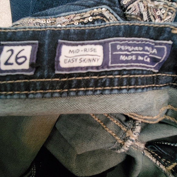 Miss Me Mid Rise Easy Skinny Denim Jeans Buckle 26 EUC Womens - Picture 6 of 12